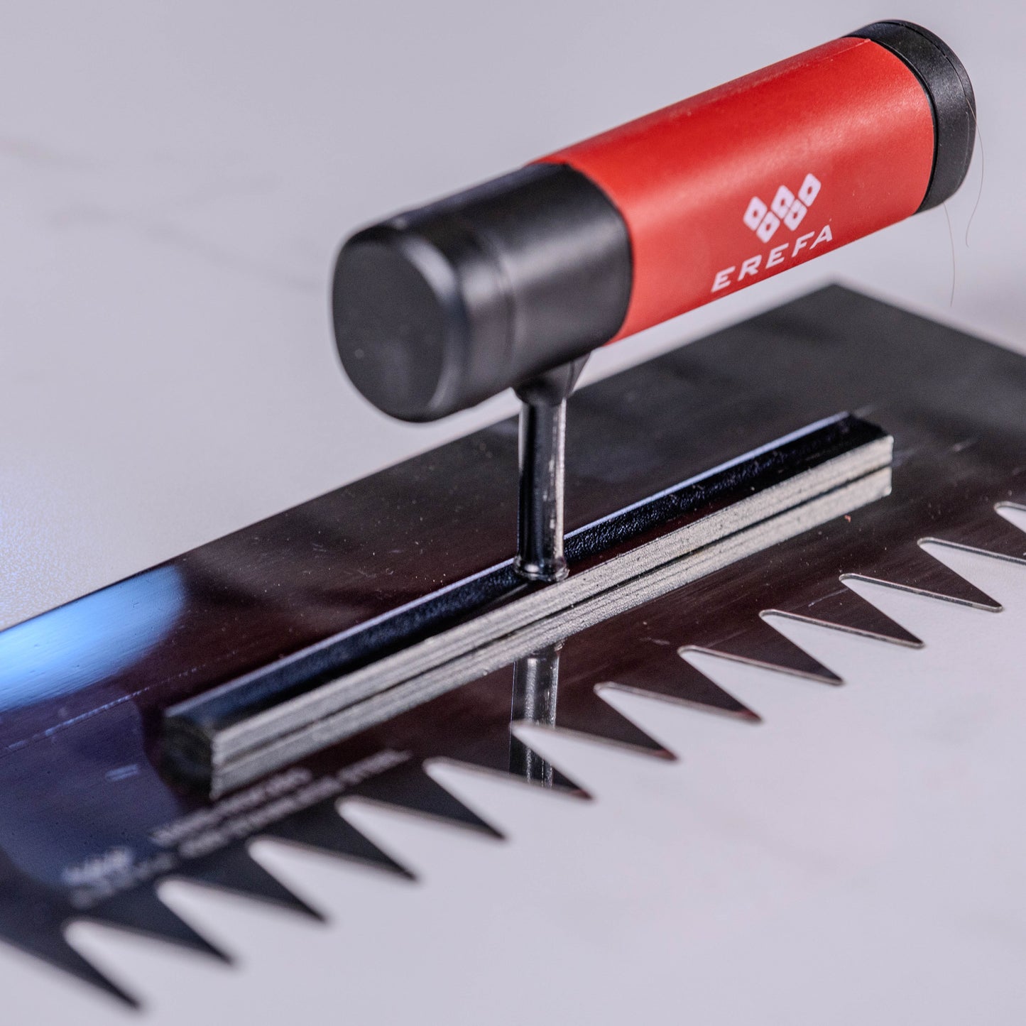 E1015 Inox gleterica za pločice 110x280mm - Profesionalna Preciznost