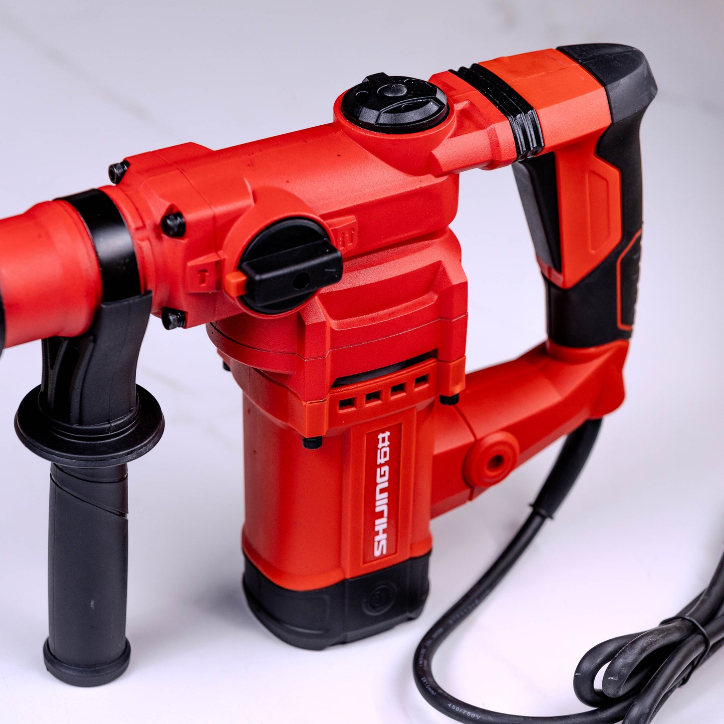 EREFA E3014 Električni čekić sa antivibracionom ručkom