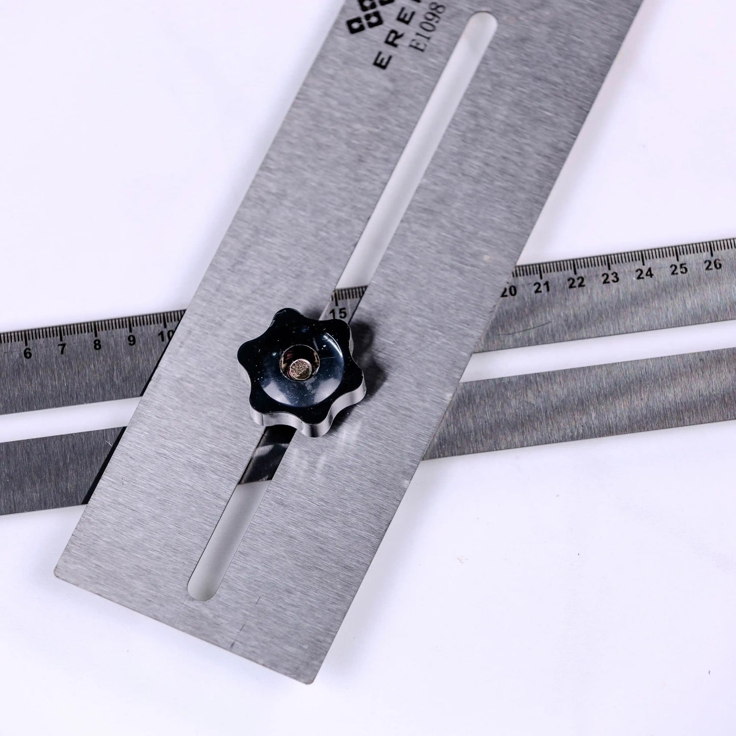 E1098 Podesivi set lokatora za pločice – 100 komada za precizan rad