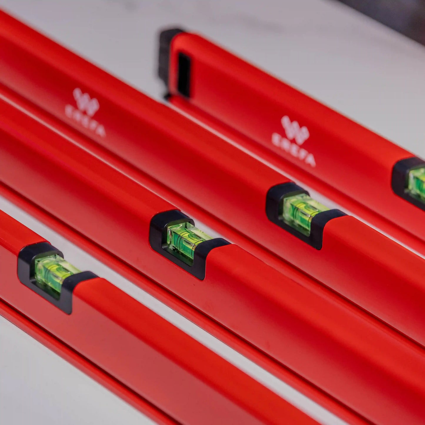 E2002 Profesionalna aluminijumska libela - 80 cm