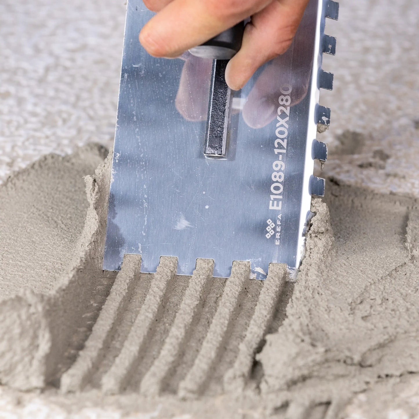 E1089 EREFA Gletarica od nerđajućeg čelika sa ergonomskom drškom