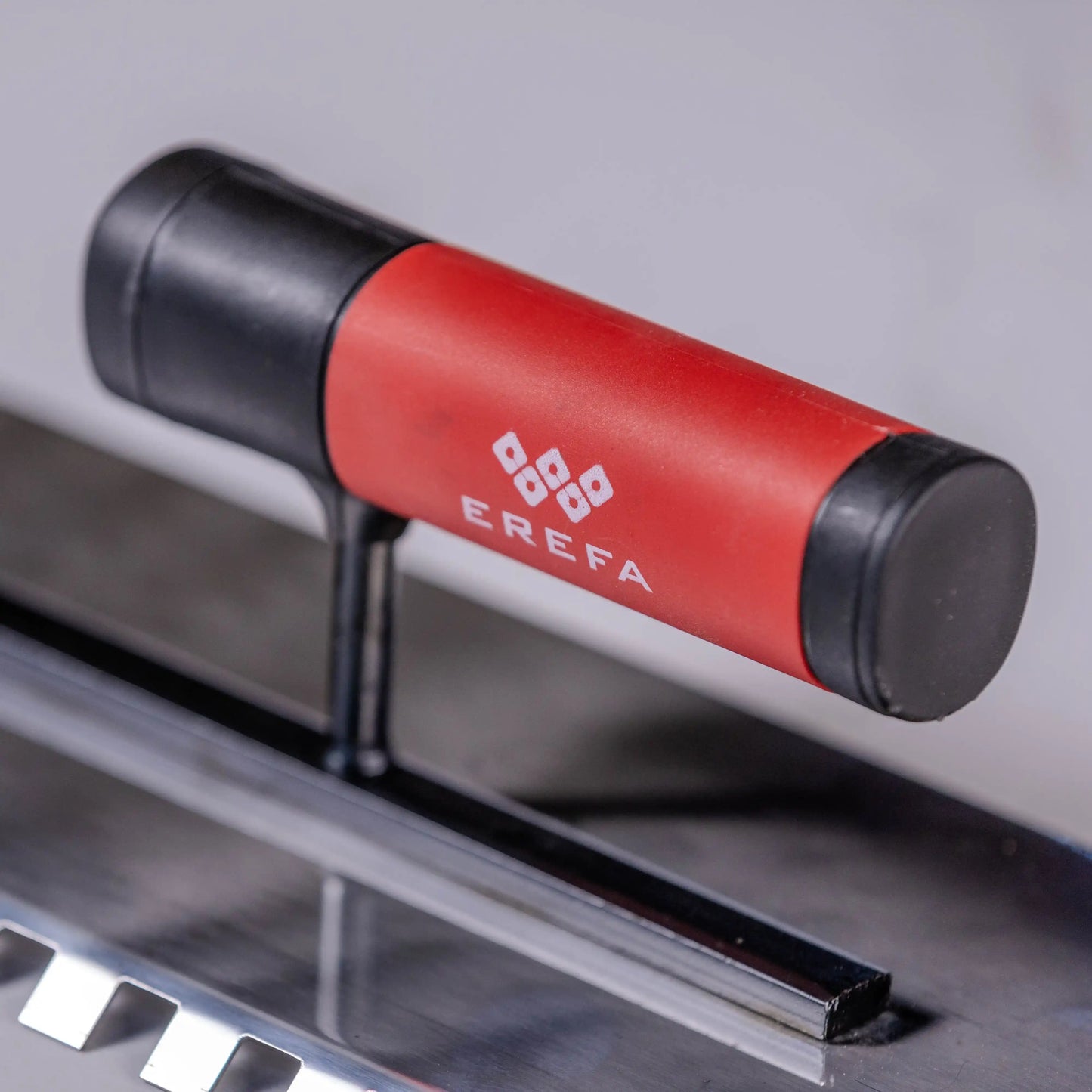 E1089 EREFA Gletarica od nerđajućeg čelika sa ergonomskom drškom